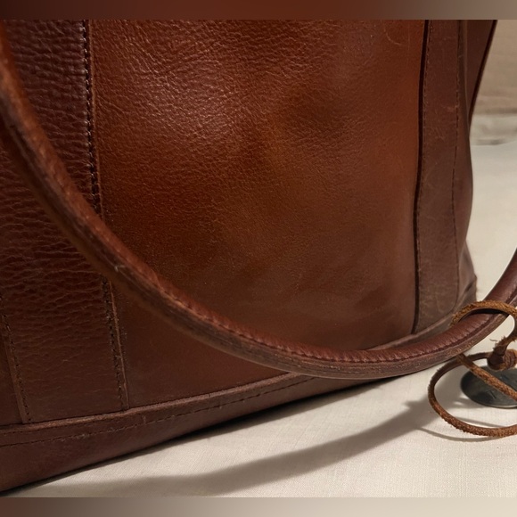 Will Leather Goods Signature Leather Everyday Tote - Cognac - Picture 3 of 11